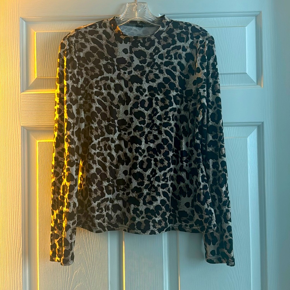 Leopard Lightweight Top Sz M